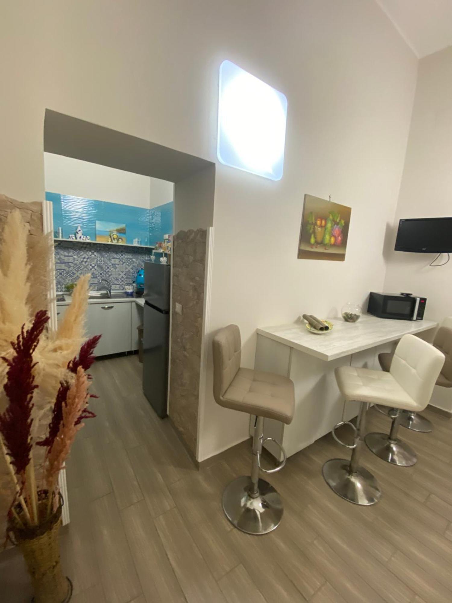 La Dimora Dei Borboni Bed & Breakfast Наполи Екстериор снимка